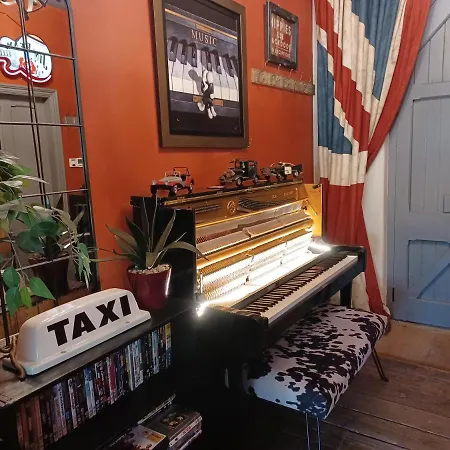 Nyaraló Rock Chapel