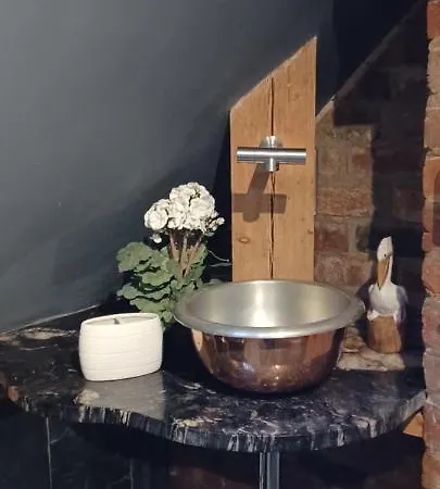 Rock Chapel Nyaraló *