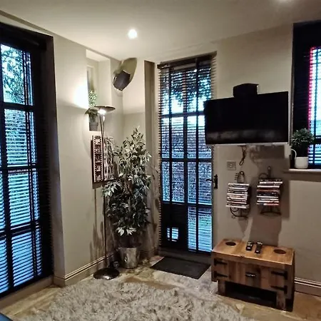 Rock Chapel * Bishop Thornton